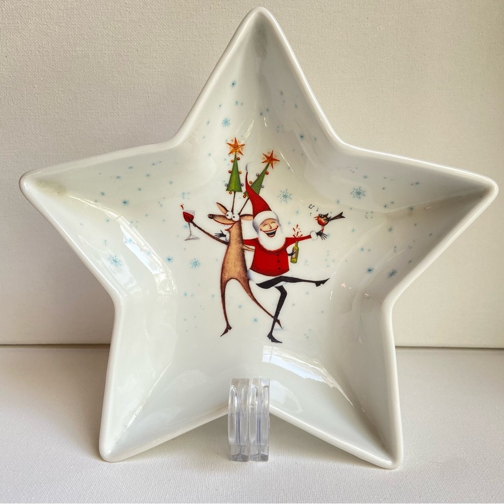 Clare Mackie for Royal Worcester holiday star dish with santa reindeer snow 2005